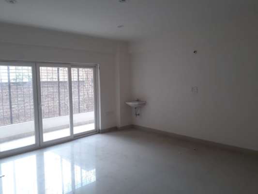 well finished new 3 bhk flat on first floor for rent