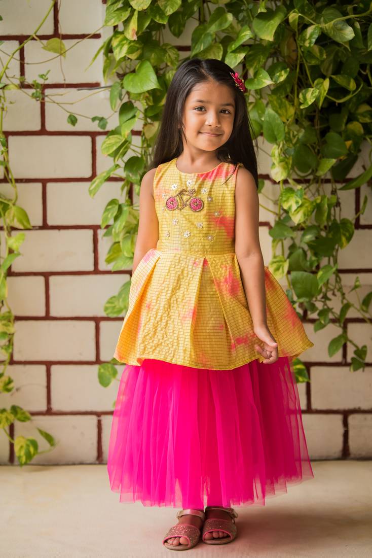 Best collection of kids clothing for girls at Mirraw