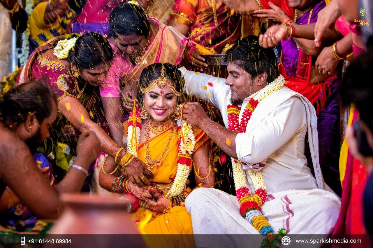Wedding photographers in chennai | Candid photographers in chennai