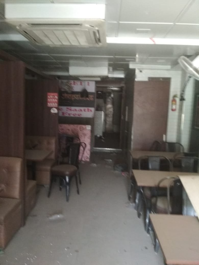 Commercial Property in Satya Niketan For Rent