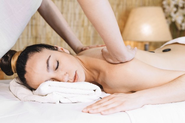 Massage parlour in Delhi