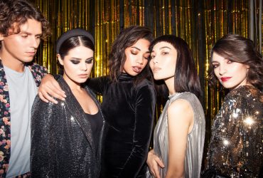 Get the Best Party Makeup Service at Home