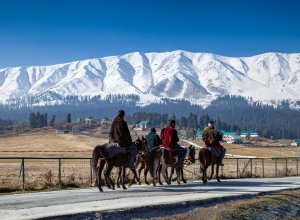Explore Leh Ladakh Tour Packages