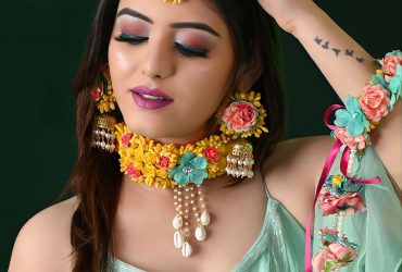 Private: Introduce yourself with the Professional Makeup Artist's !