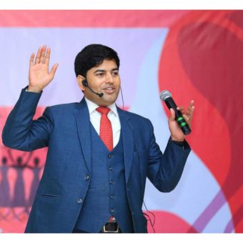 Private: Elevate Your Event with Naseer Khan – Your Celebrity Speaker in India