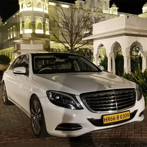 Experience Elegance: Rent a Luxury Car in Jaipur