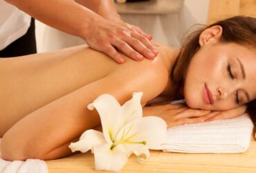 Eva Spa Mulund 8655635971