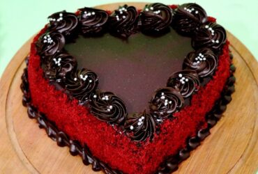 Midnight Cake Delivery in Chandigarh – Woofern